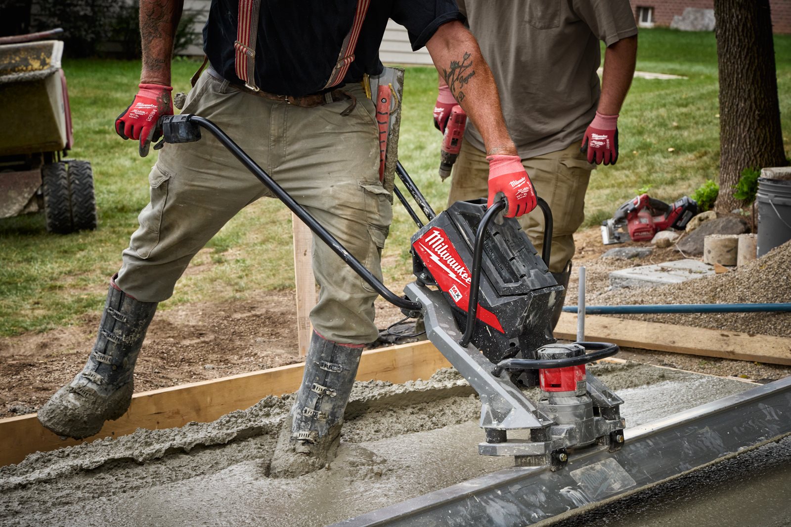 Riglă vibrantă pentru MXF PSC MX FUEL Milwaukee 4932479776 - in utilizare 1