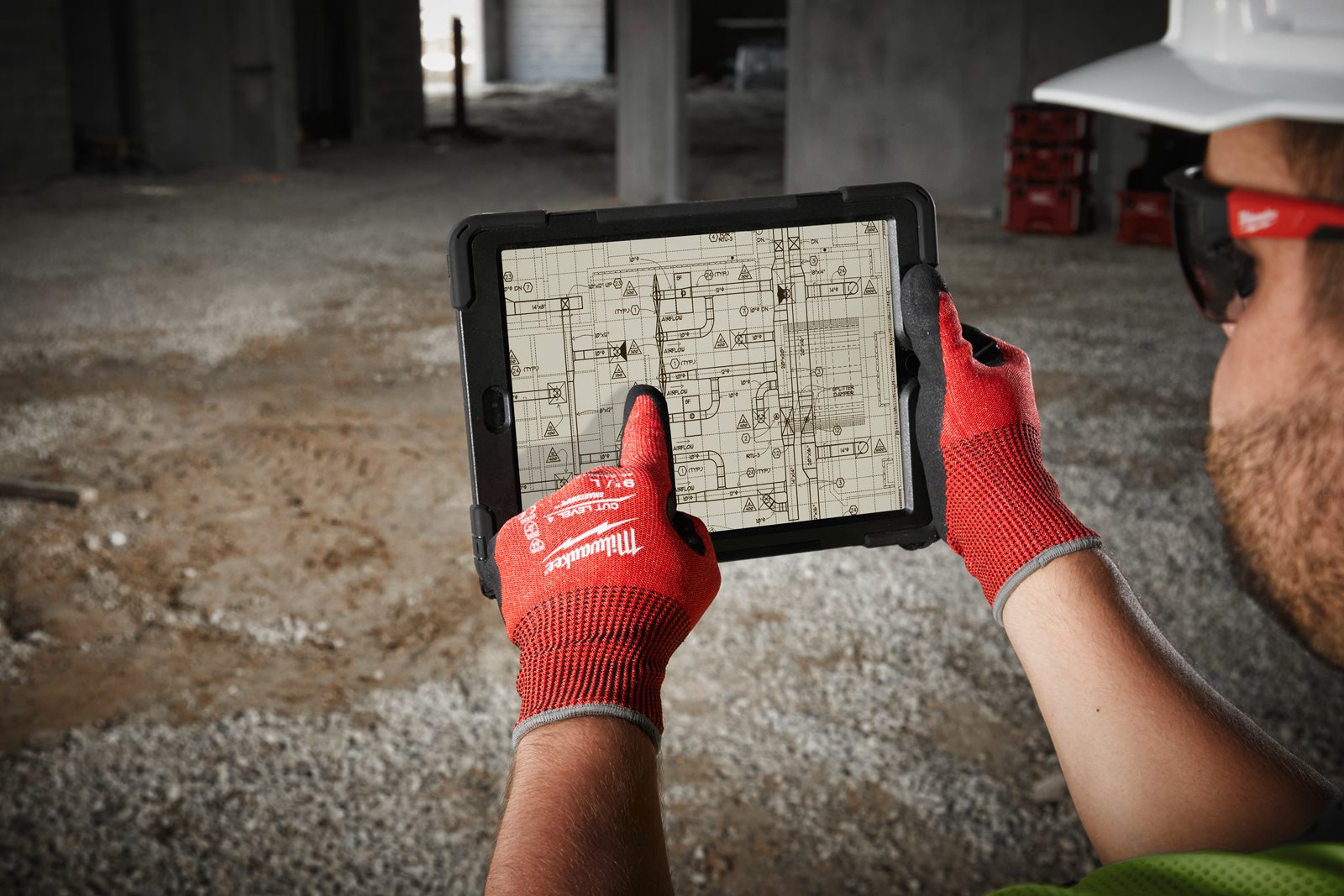 Mănuși rezistente la tăiere - D 1pc Milwaukee 4932479911 - in utilizare 1