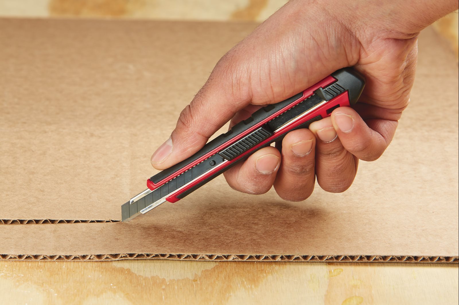Lame cutter 9 mm 10pc Milwaukee - in utilizare 1