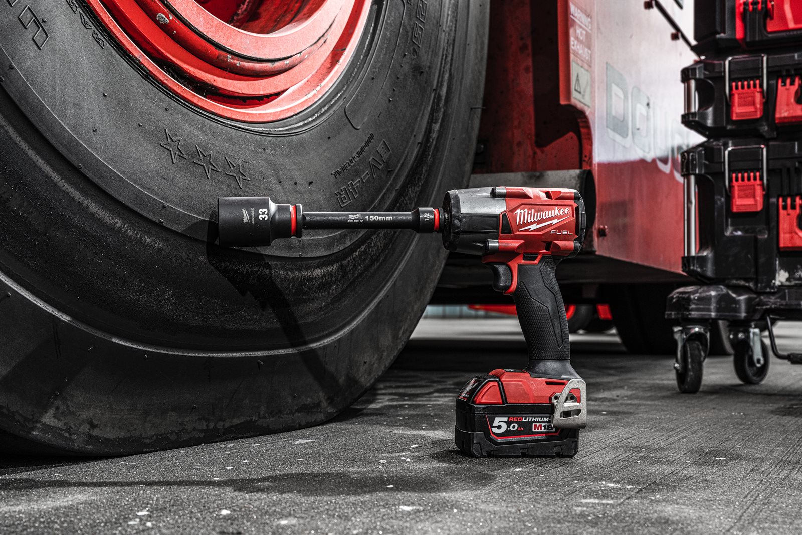 Chei tubulare de impact SHOCKWAVE IMPACT DUTY 4 mm 1/4" Milwaukee - in utilizare 1
