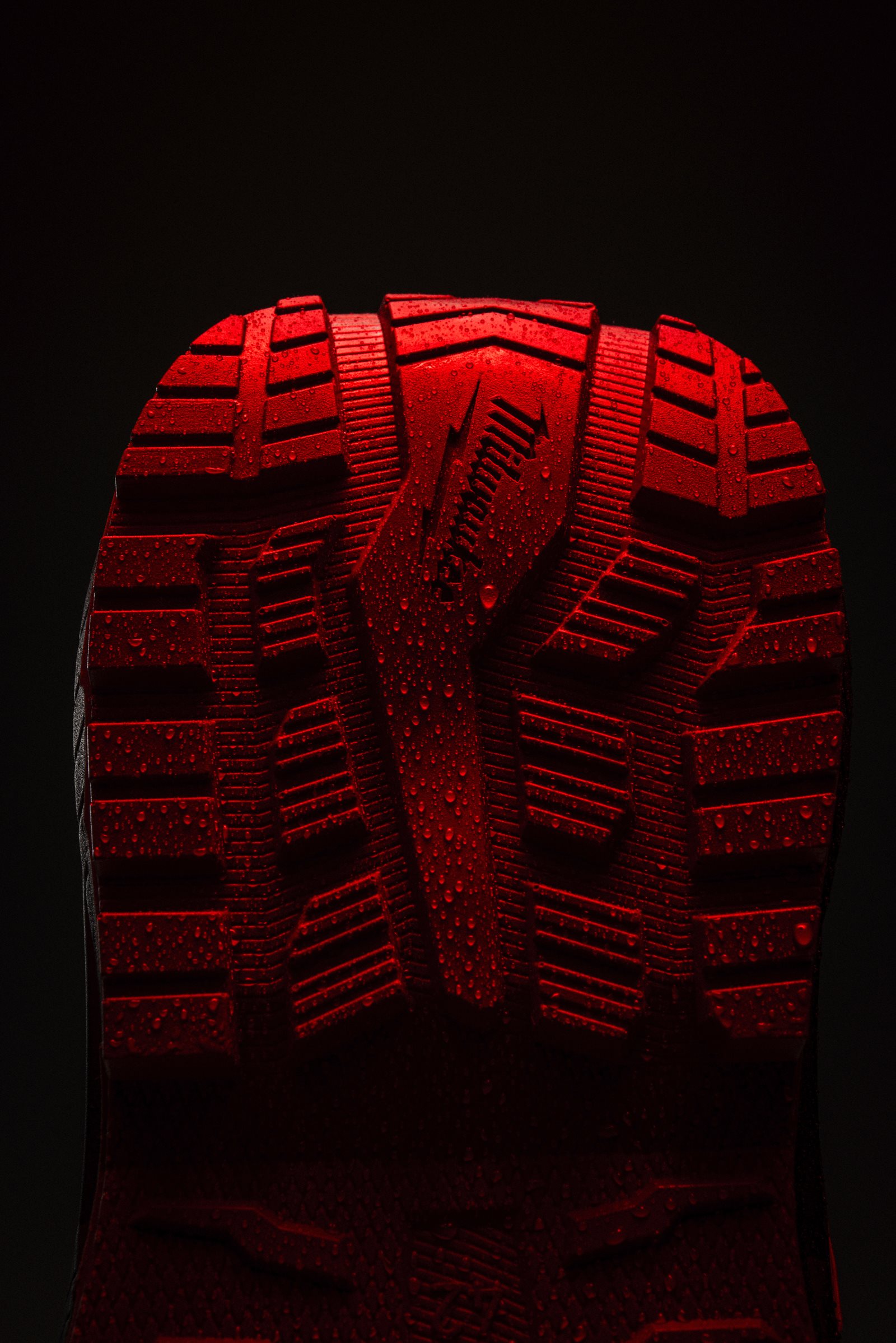 Pantofi negri de protecție Flextred S3S B1L110133 ESD SC FO SR Negru Milwaukee 4932498106 - in utilizare 4