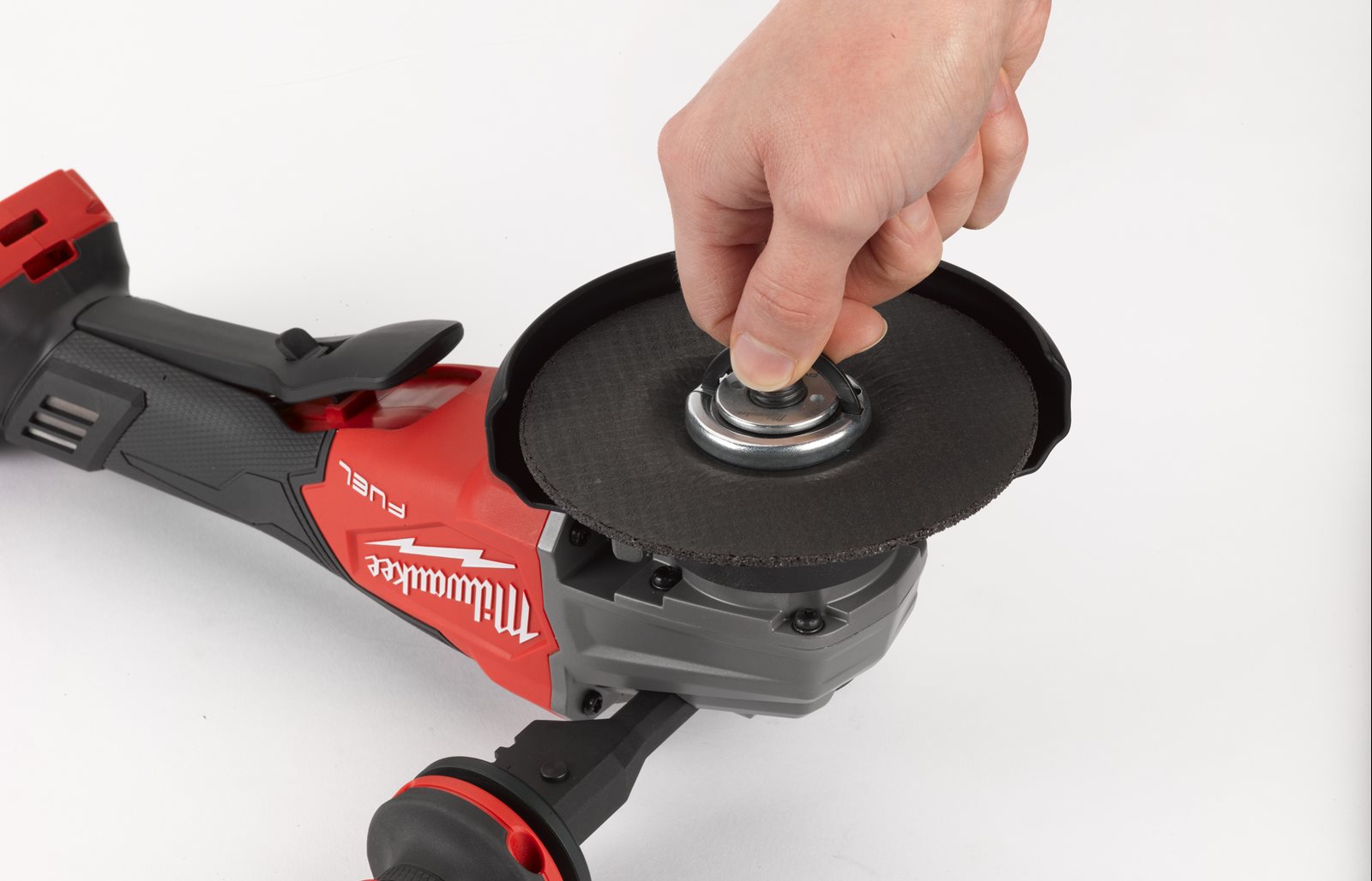 Piuliță Fixtec universală M14 Milwaukee - in utilizare 3