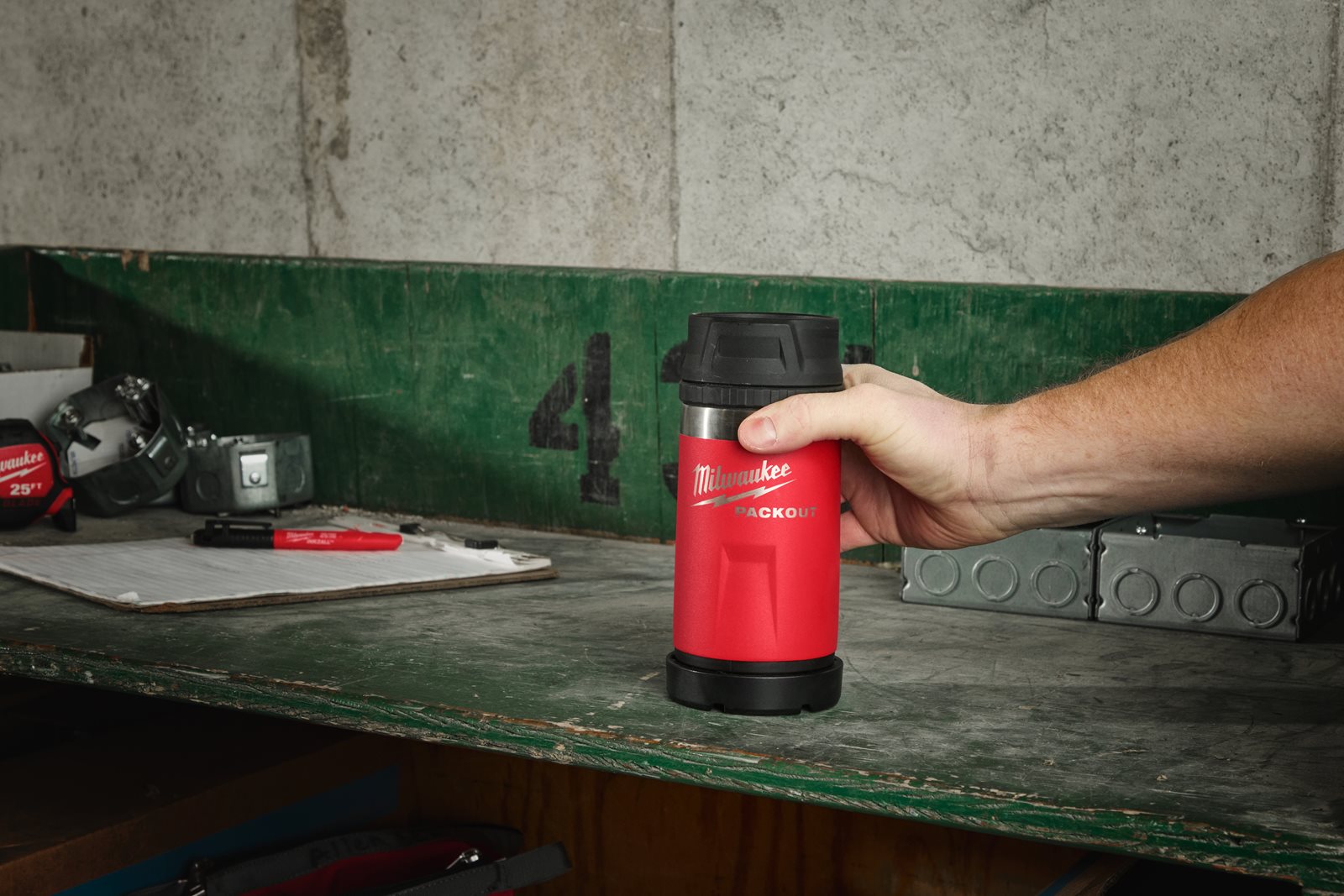 Sticle PACKOUT 532 ml Milwaukee 4932493473 - in utilizare 1