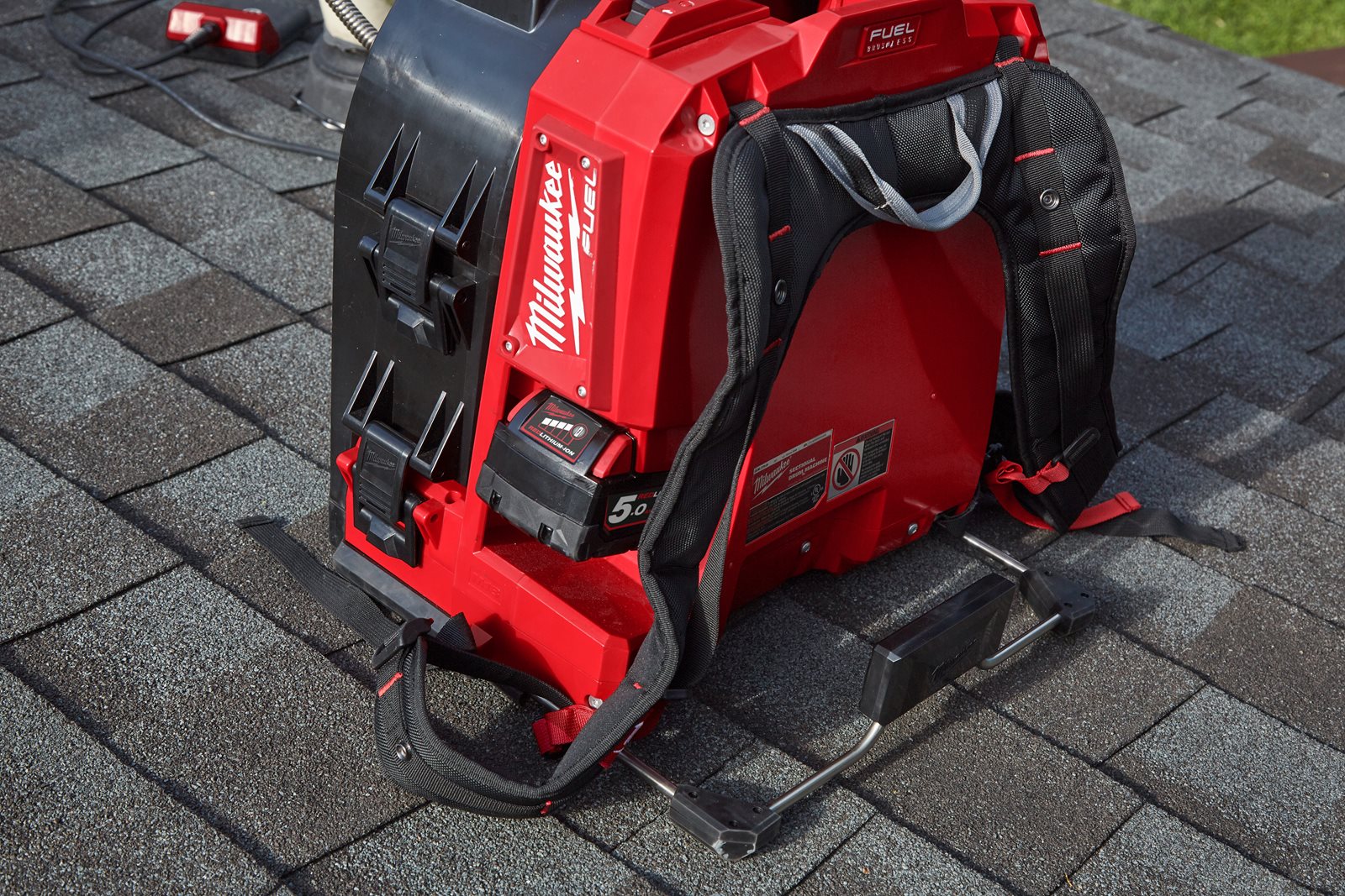 Mașină desfundat țevi autonomă 10 mm M18 FUEL Milwaukee M18 FFSDC10-0 - in utilizare 10