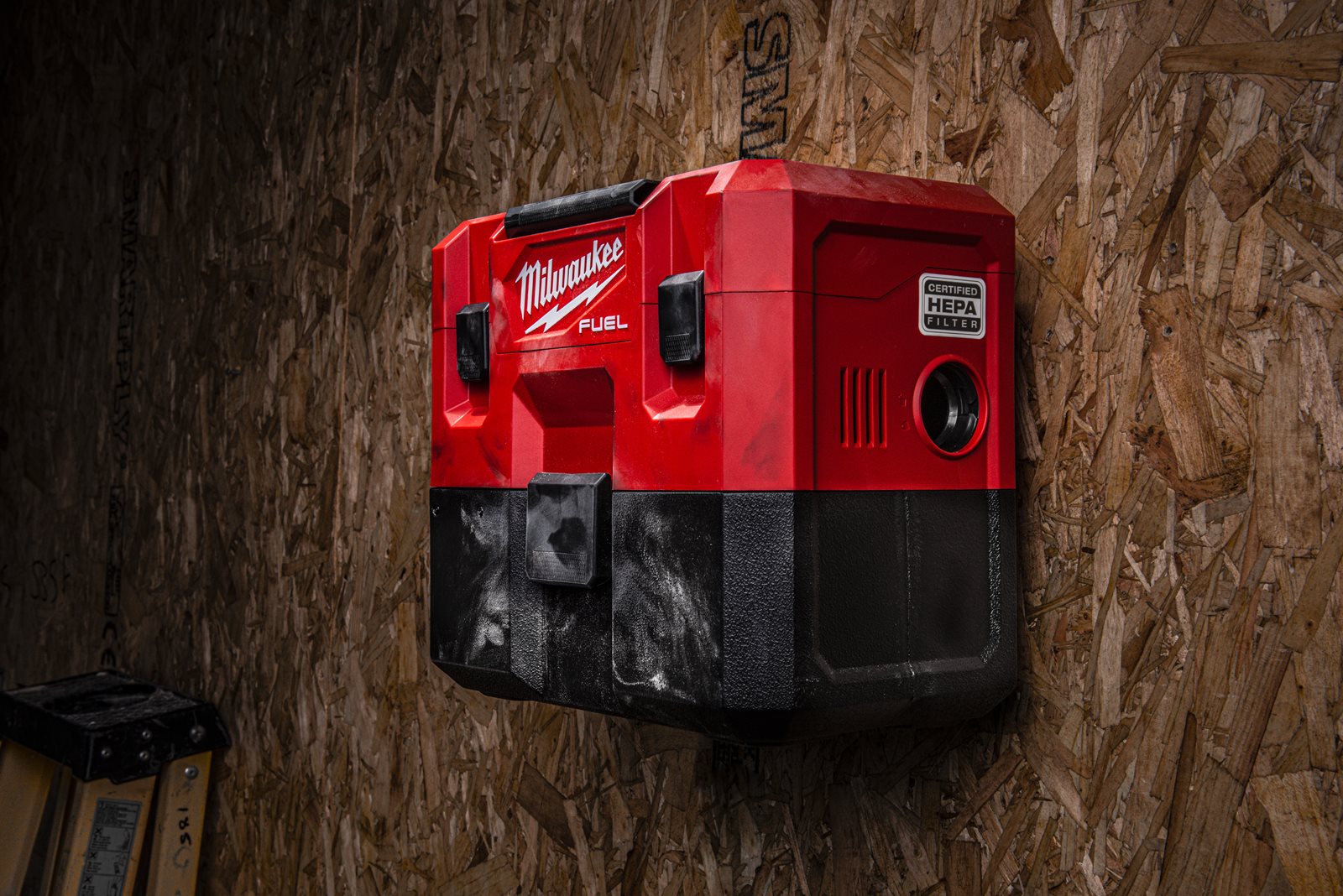 Aspirator umed/uscat M18 FUEL PACKOUT Milwaukee M18 FPOVCL-0 - in utilizare 15