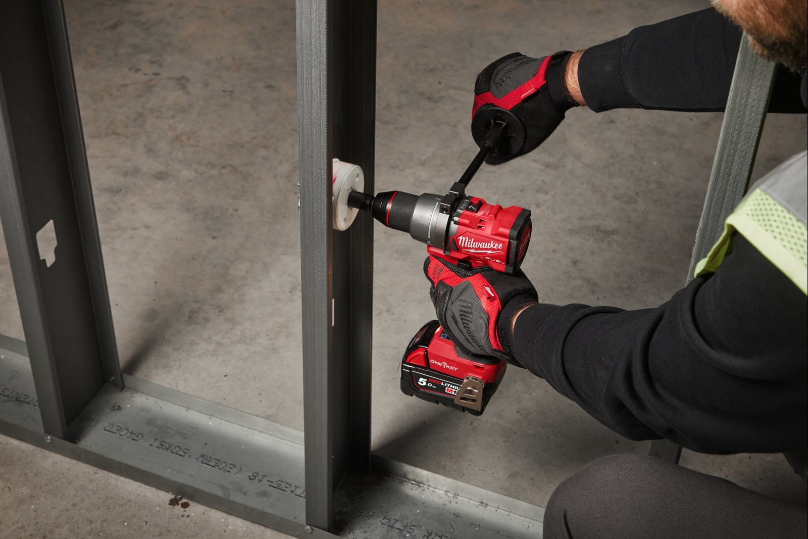 Mașină de găurit ONE-KEY M18 FUEL Milwaukee M18 ONEDD3-0X - in utilizare 3