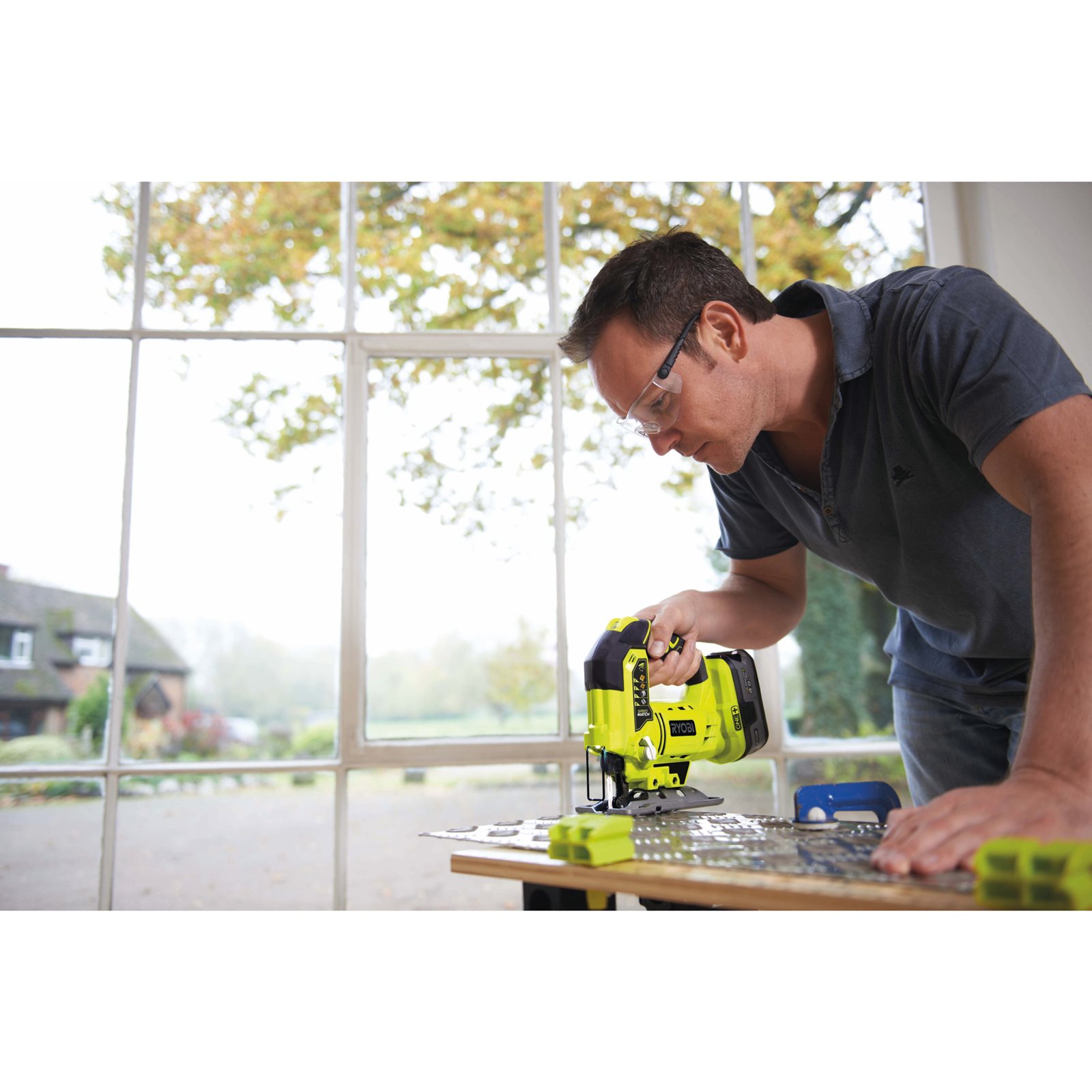 Fierăstrău pendular 18V ONE+ Ryobi R18JS-0 - in utilizare 2
