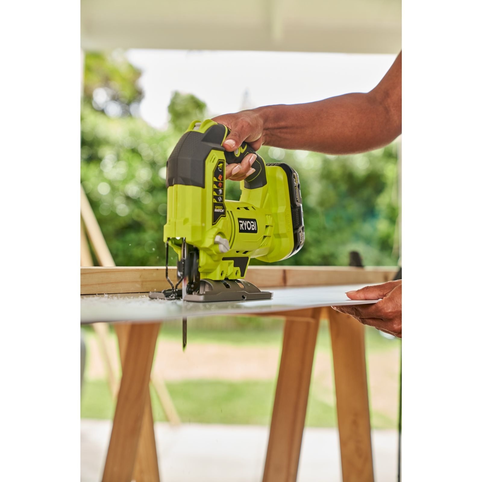 Fierăstrău pendular 18V ONE+ Ryobi R18JS-0 - in utilizare 7