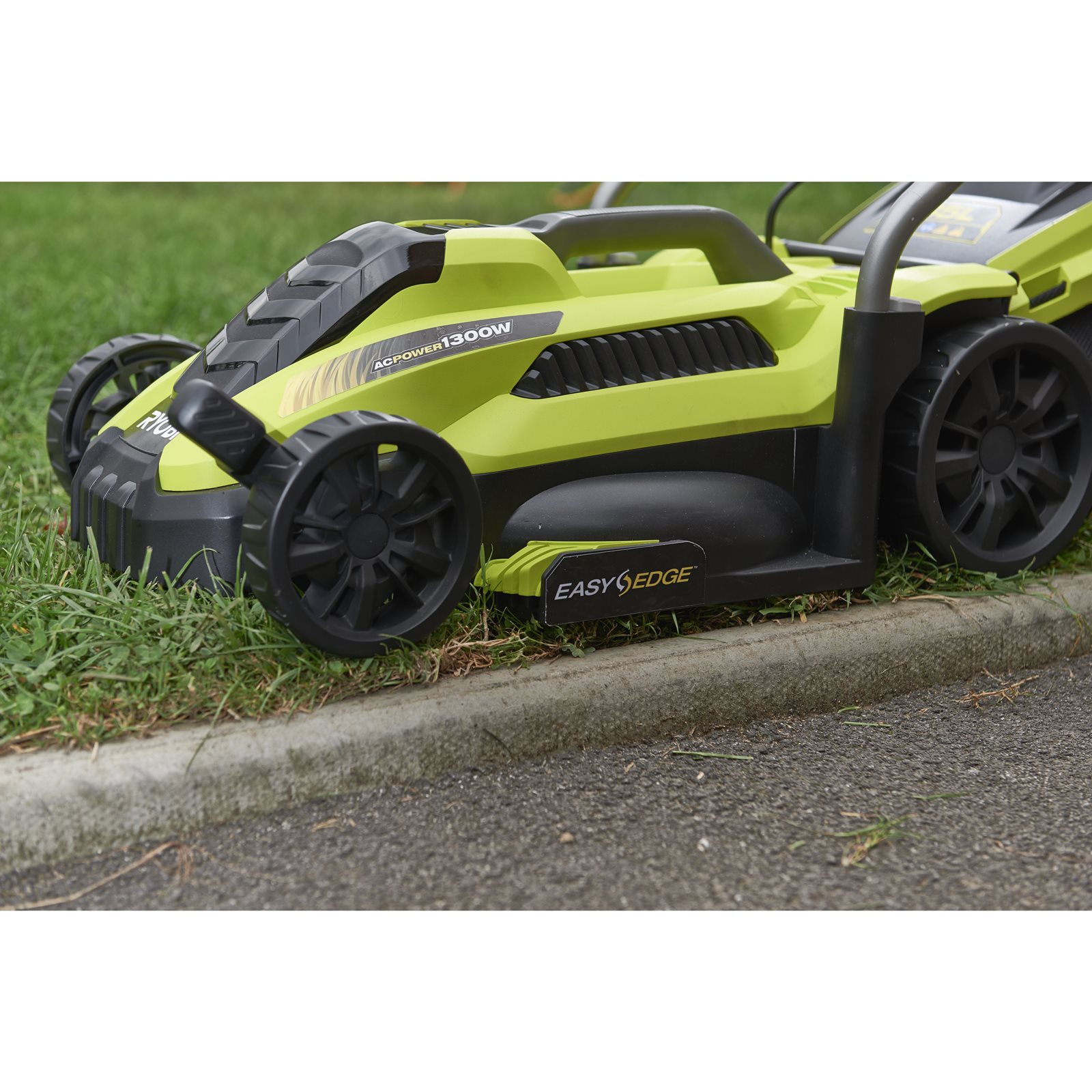 Mașină de tuns gazonul electrică 1300 W, punte 33 cm Ryobi RLM13E33S - detaliu 1