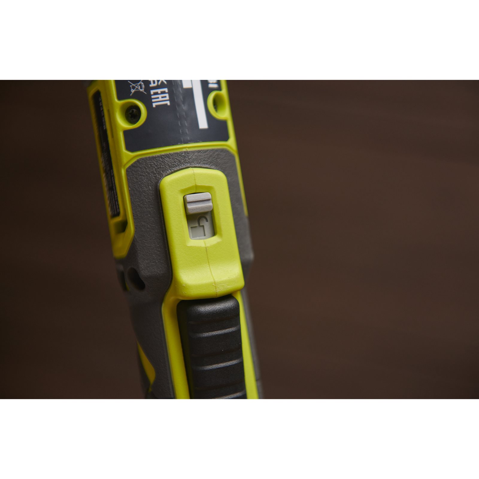 Cheie cu clichet USB Lithium 4V Ryobi RR14W4-0 - detaliu 2