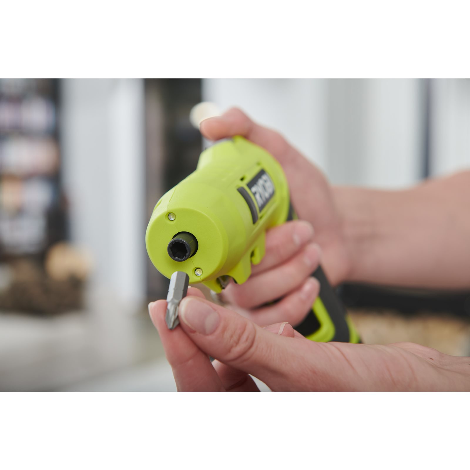 Șurubelniță pivotantă USB Lithium 4V (1x 2,0Ah) Ryobi RSDP4-120G - detaliu 1