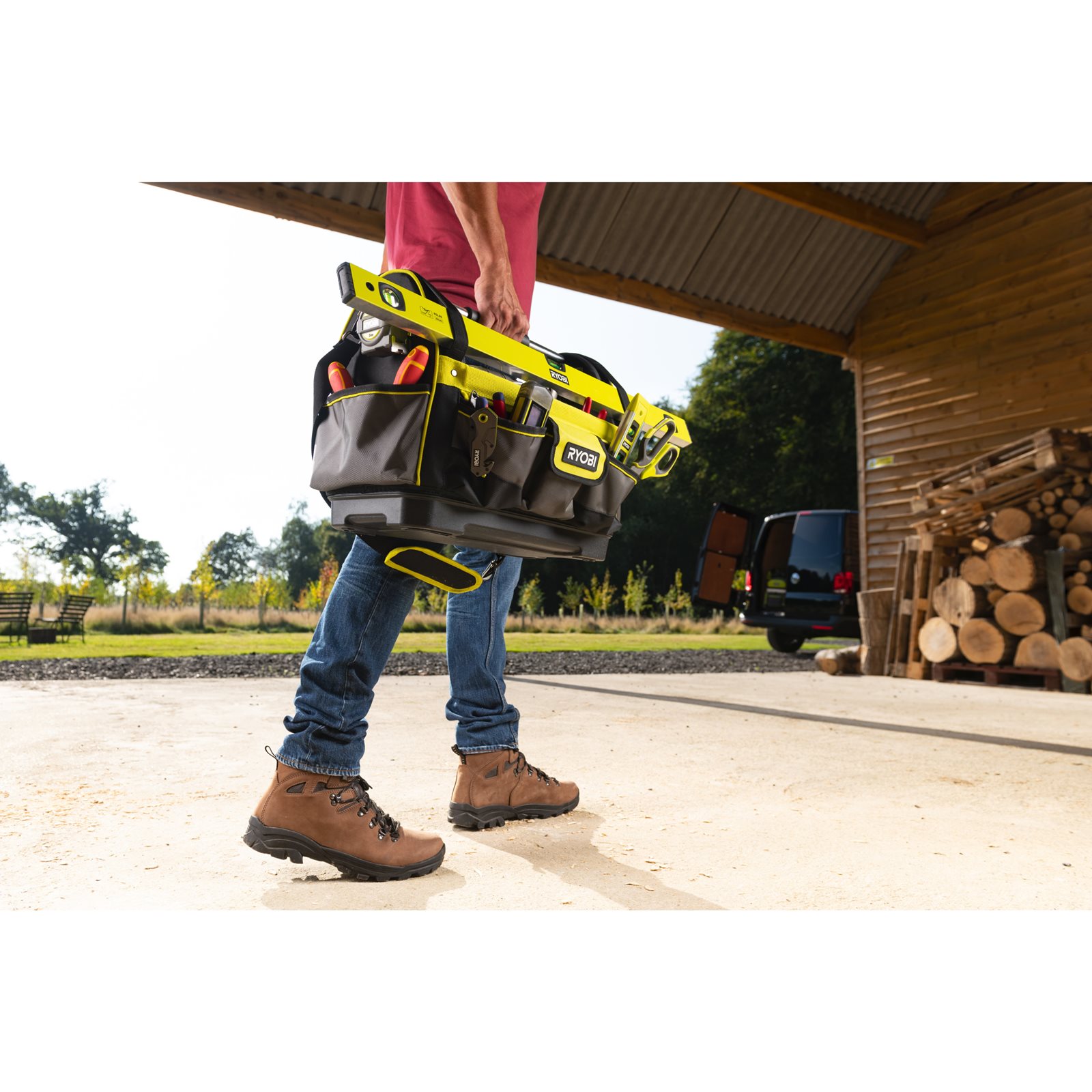 Geanta mare deschisă 38L Ryobi RSSLOT1 - in utilizare 4