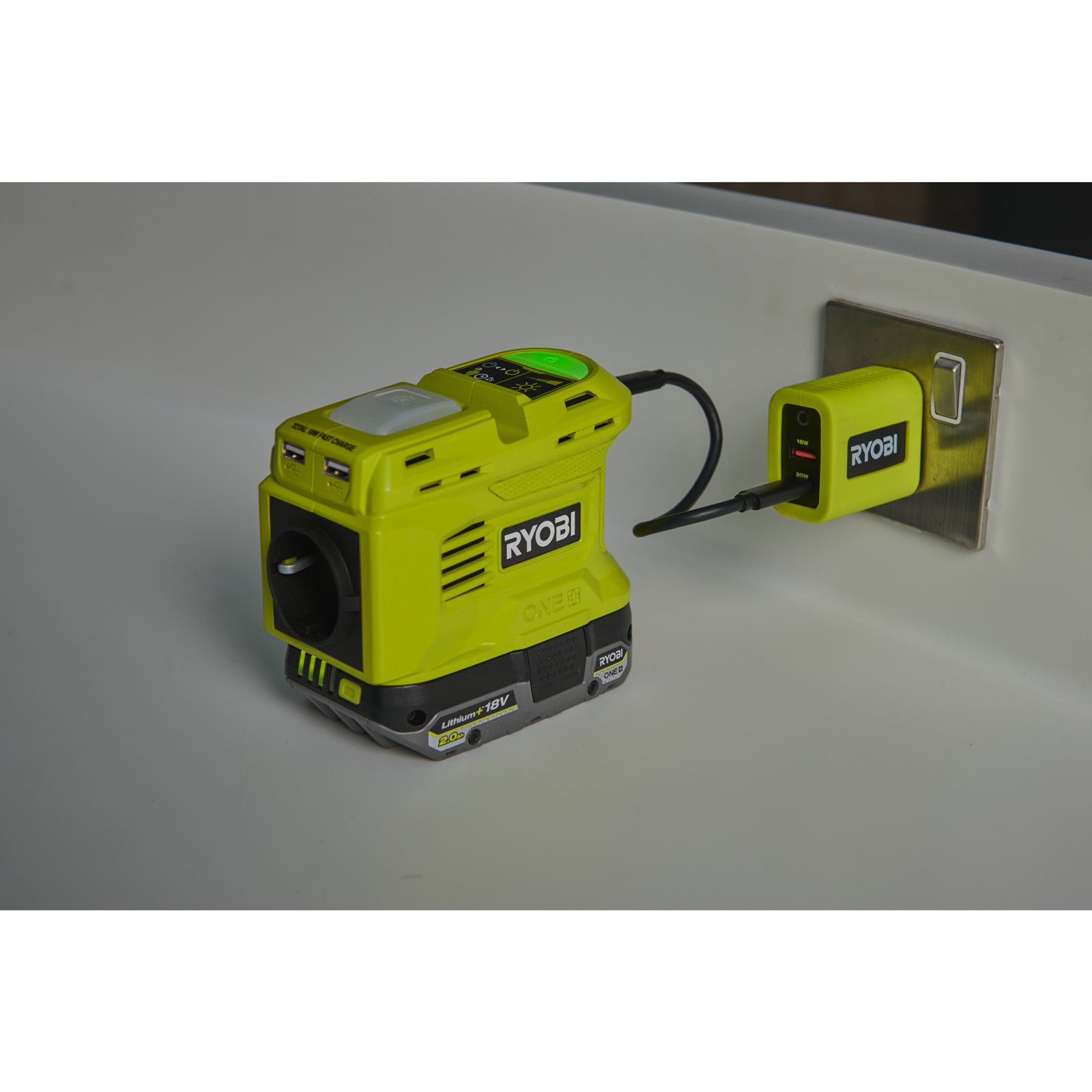 Invertor de putere 18V 150W Gen2 Ryobi RY18BI150B-0 - detaliu 1