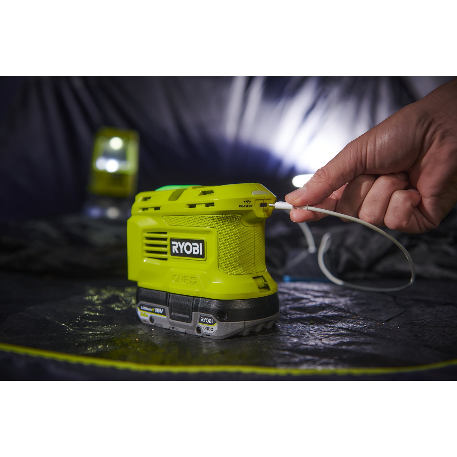 Invertor de putere 18V 150W Gen2 Ryobi RY18BI150B-0 - detaliu 2