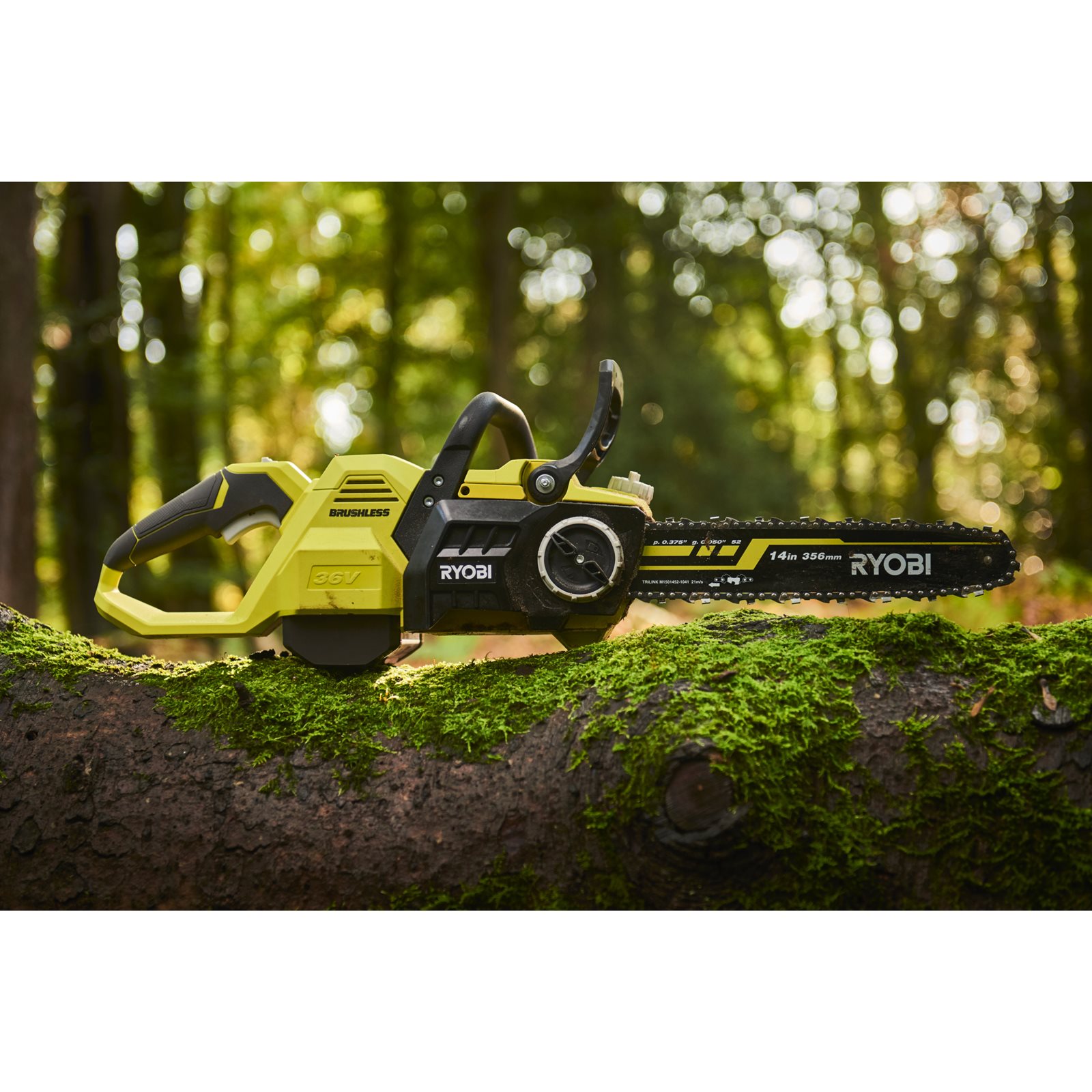 Fierăstrău cu lanț 36V MAX POWER , motor fără perii, lamă 35cm Ryobi RY36CSX35A-0 - in utilizare 8