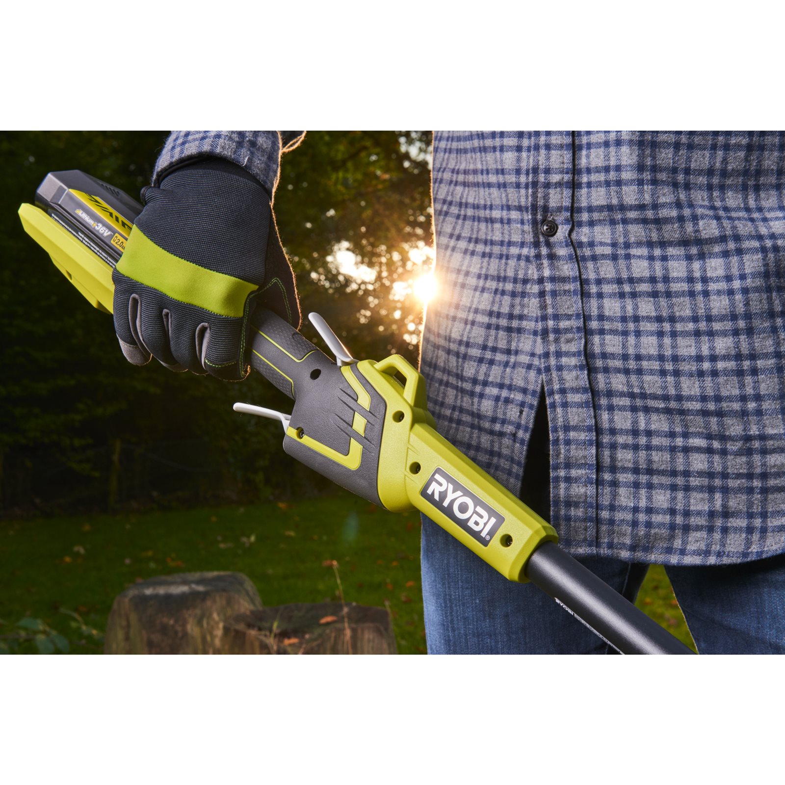 Trimmer iarbă 36V MAX POWER, lățime taiere 33cm (1 x 2,0Ah) Ryobi RY36LT33A-120 - detaliu 1