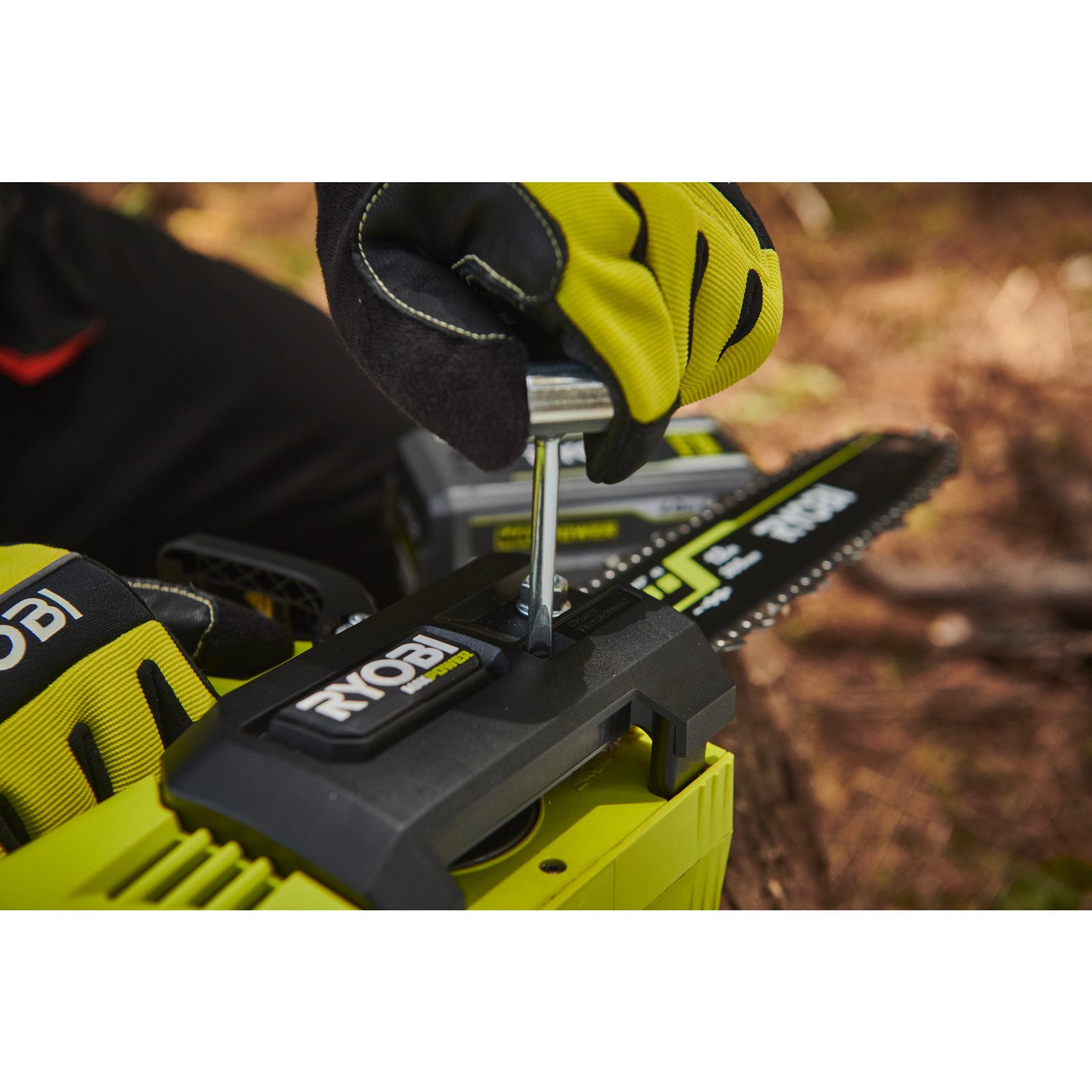 Fierăstraie cu lanț Ryobi RY36THCSX30A-0 - in utilizare 4
